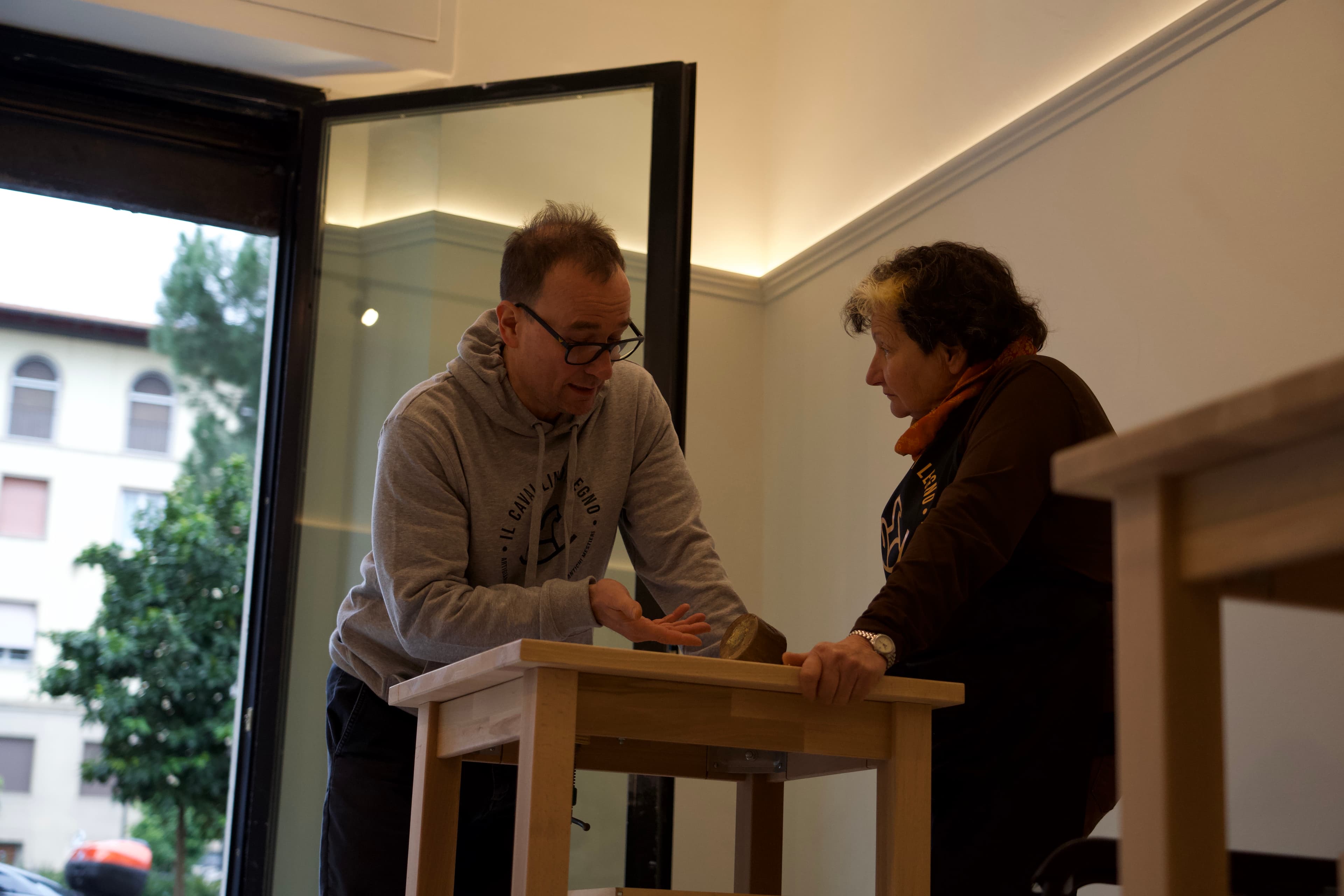 open room for rent for lessons florence